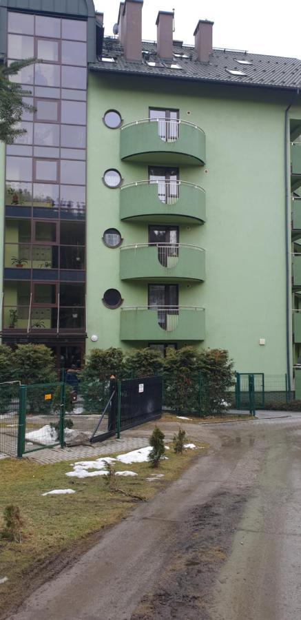 Apartamenty Криниця-Здруй Екстер'єр фото